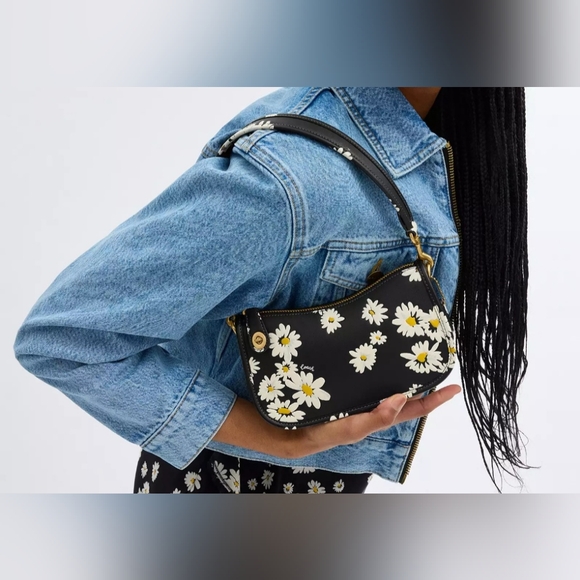 Coach Swinger Bag 20 With Floral Print - Picture 2 of 12